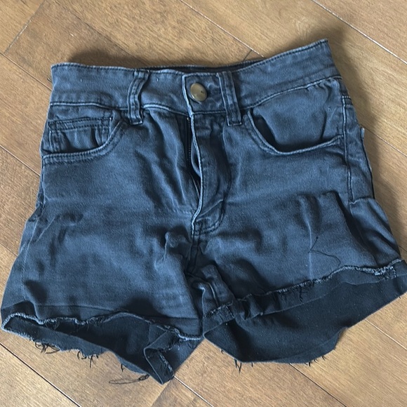 American Eagle Outfitters Black High Waist Shorts - Picture 1 of 4